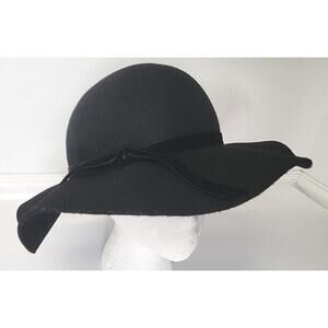 Kathy Jeanne 100% Black Wool Felt Hat Velvet Ribbon Women’s Hat Vtg USA